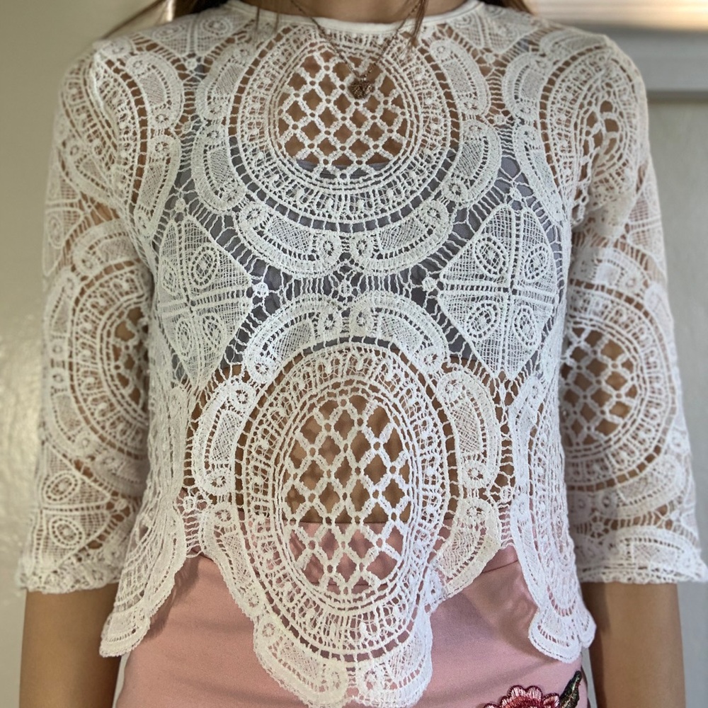 SHEIN Sheer White Lace Zip Up Top
